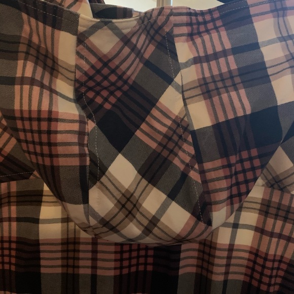 Button down shirt - Picture 5 of 6